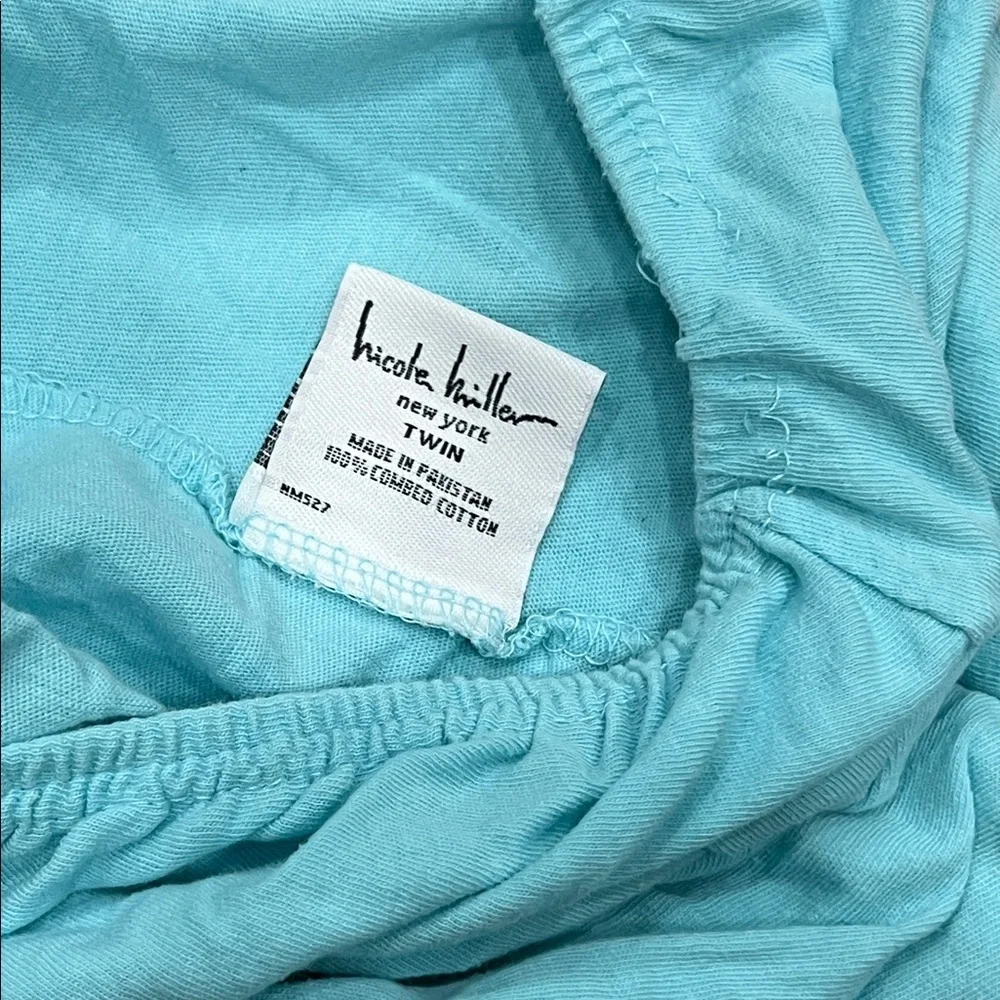 Nicole Miller twin sheets